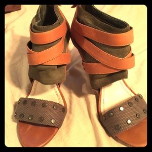 Tracy Reese Sassy Combat Pumps