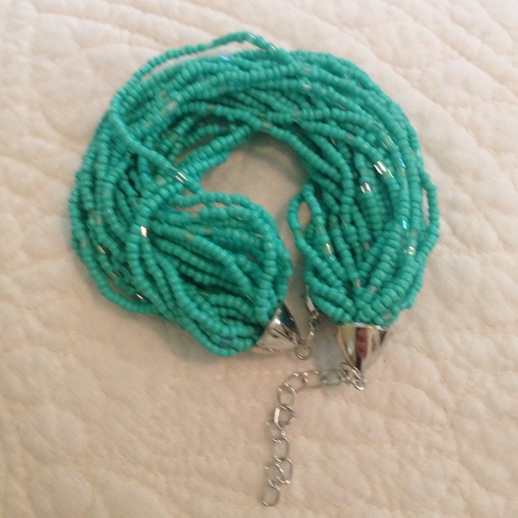 "Bermuda Boutique " Jewelry - Turquoise Bead Bracelet