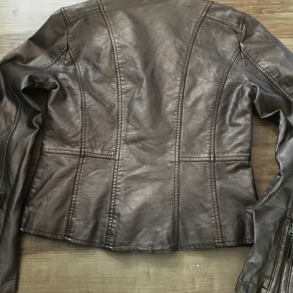 Jacket - Picture 3 of 3