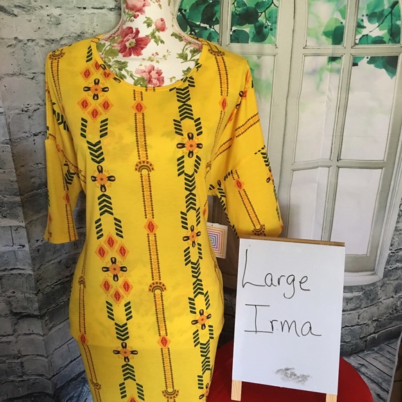 Tops - LuLaRoe Irma's