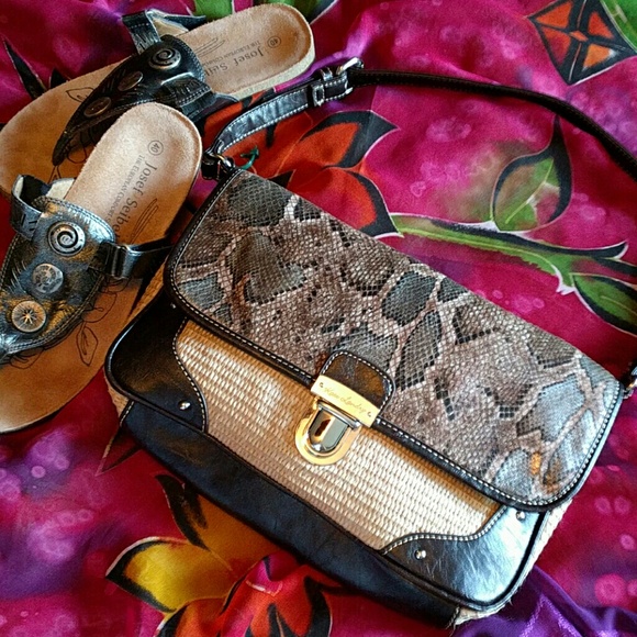 🎈SALE🎈Kate Landry faux snakeskin and weave bag