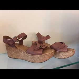 Slightly Worn Born Wedge Sandal