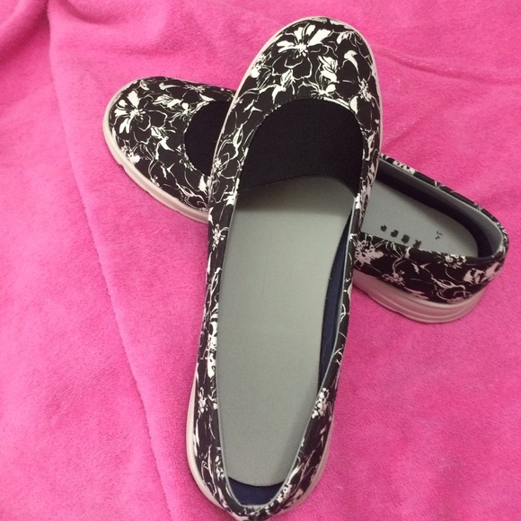 Lands End Canvas Slip-ons