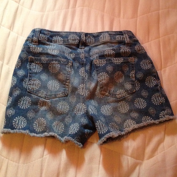 Girls Jean shorts - Picture 2 of 2