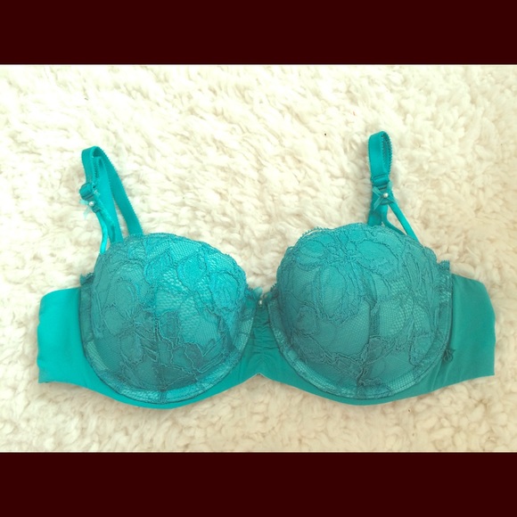 Victoria's Secret Other - Victoria's Secret Lace Balconet Push-up bra
