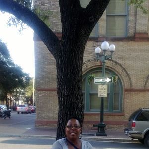 Meet your Posher, Joyce