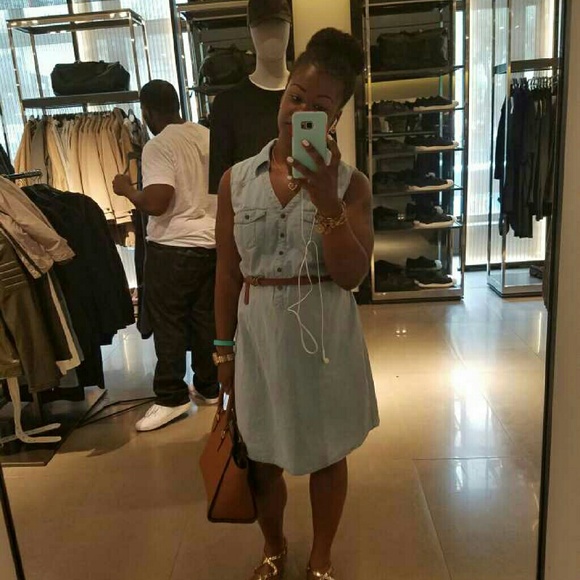 Meet your Posher, Carol - Picture 3 of 4