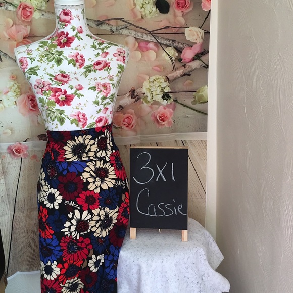 Cassie skirts $44 - Picture 3 of 3