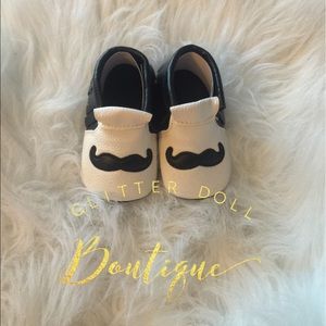 Infant sizes moccasins