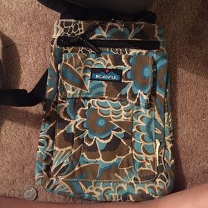 Kavu purse