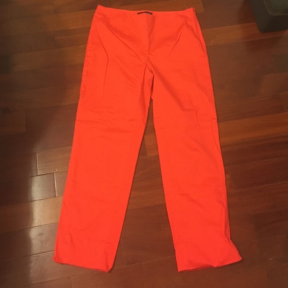Red Capri - Picture 1 of 4
