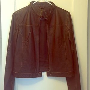 ↘️↘️American Eagle 100% Genuine Leather Jacket