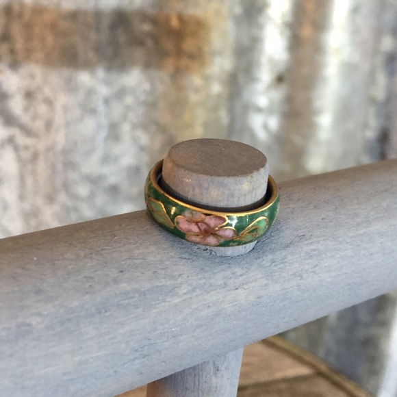 Vintage Jewelry - ❌Final Price❌ Vintage Cloisonne Ring Size 7