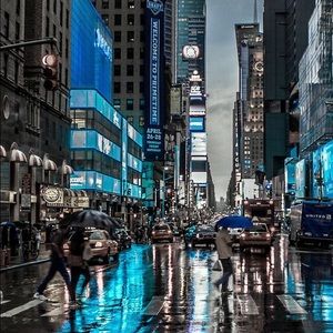 Meet your Posher, Elise