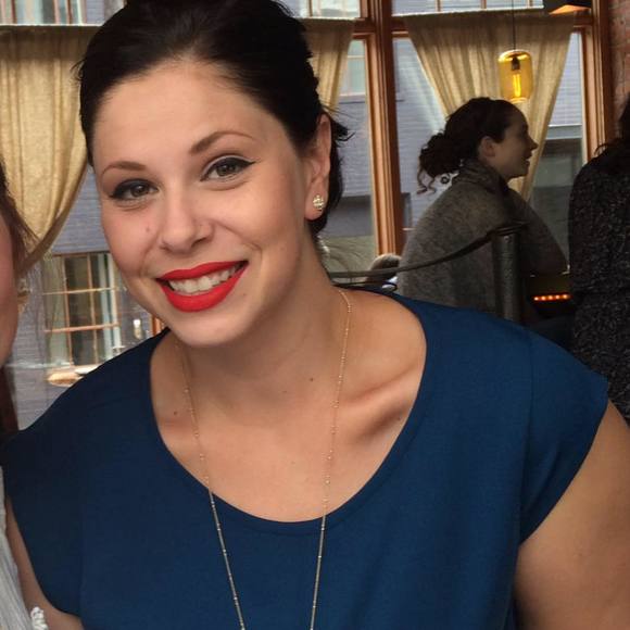 Meet your Posher, Julie