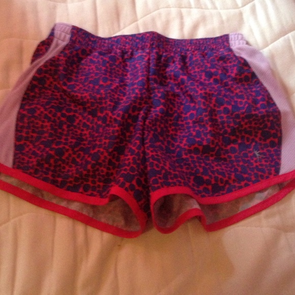 Girls giraffe print running shorts - Picture 2 of 2