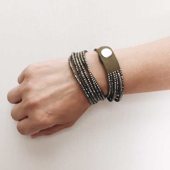 Olive Green Wrap Around Bracelet - Picture 1 of 2