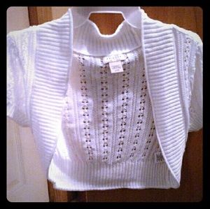 Cute new white shawl