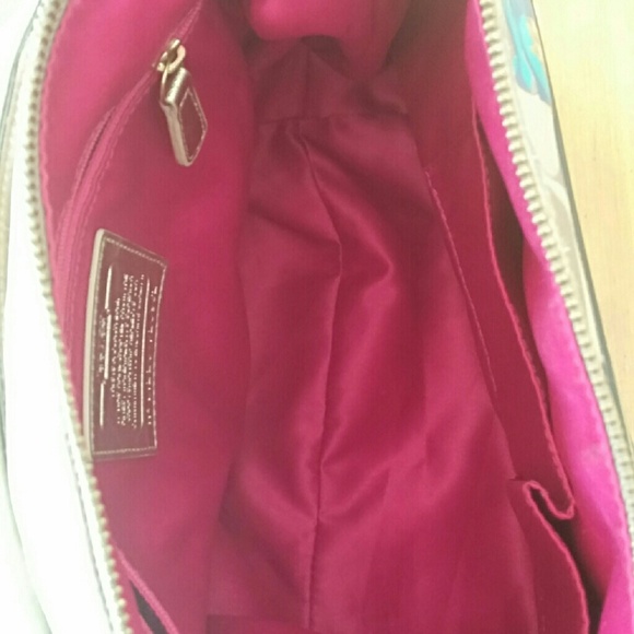 Purse - Picture 3 of 3