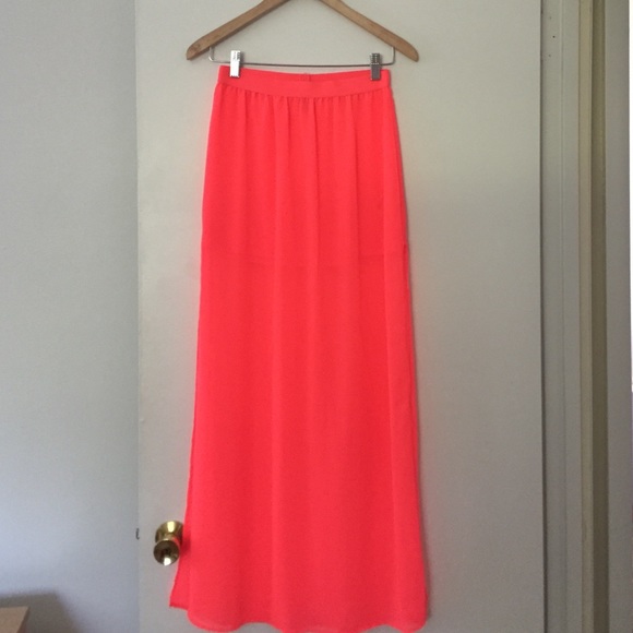 Neon Maxi skirt !