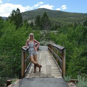 Meet your Posher, Melissa