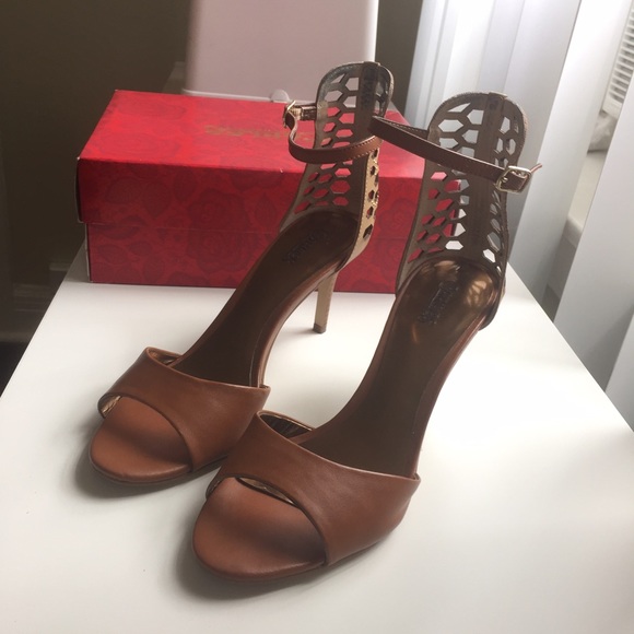 Carlos Santana sandals