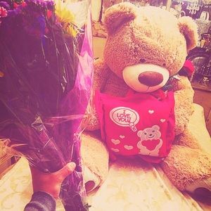 Meet your Posher, Leslie