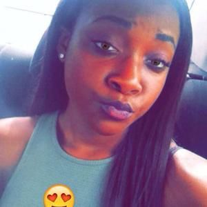 Meet your Posher, Amaya