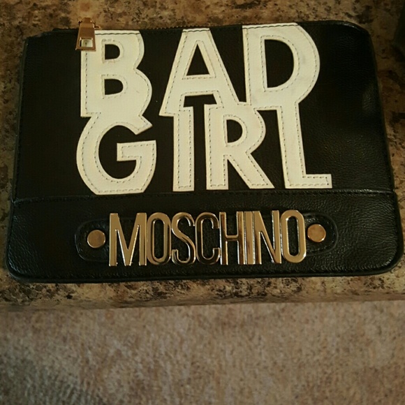 MOSCHINO BAD GIRL CLUTCH