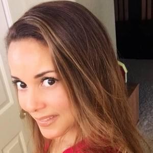 Meet your Posher, Evelyn