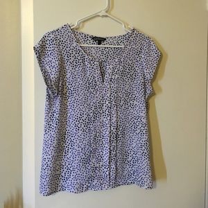 ✨SALE! Dressy top from express