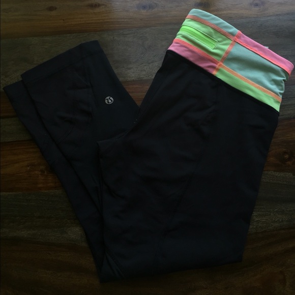 Lululemon inspire crop