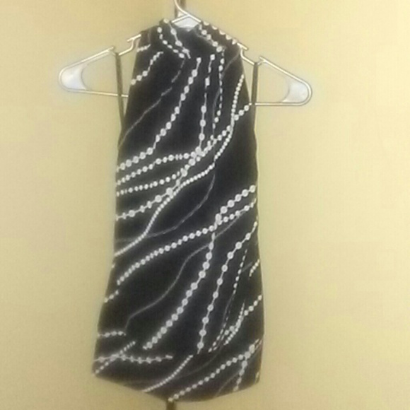 Meet your Posher, Christie - Picture 2 of 4