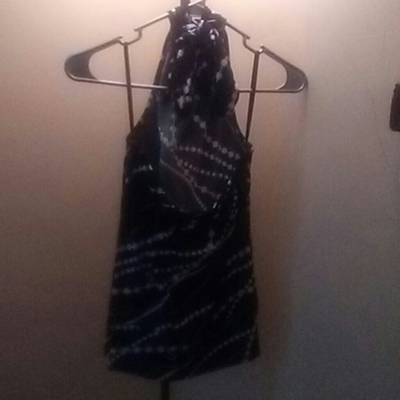 Meet your Posher, Christie - Picture 3 of 4