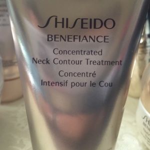 Shiseido Neck Contour Treatment