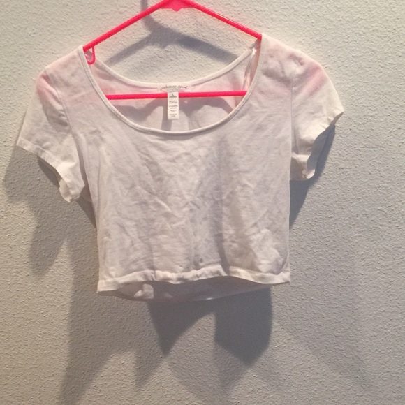 White crop top