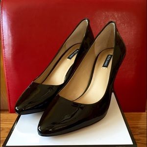 Alex Marie - classic black pumps size 7