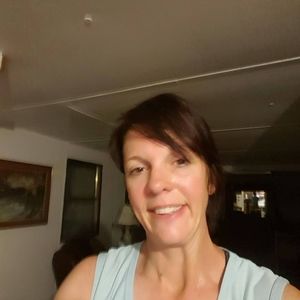 Meet your Posher, Beth