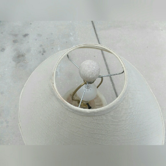 Modern Made Table Lamp - Picture 4 of 4