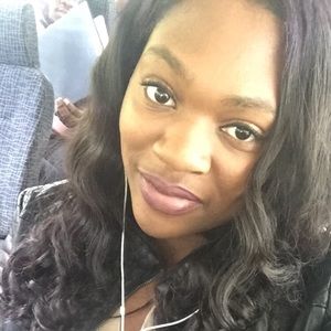 Meet your Posher, Micalya