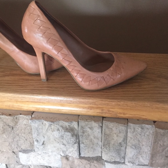 BCBG heels