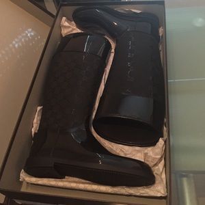 Gucci rain boots