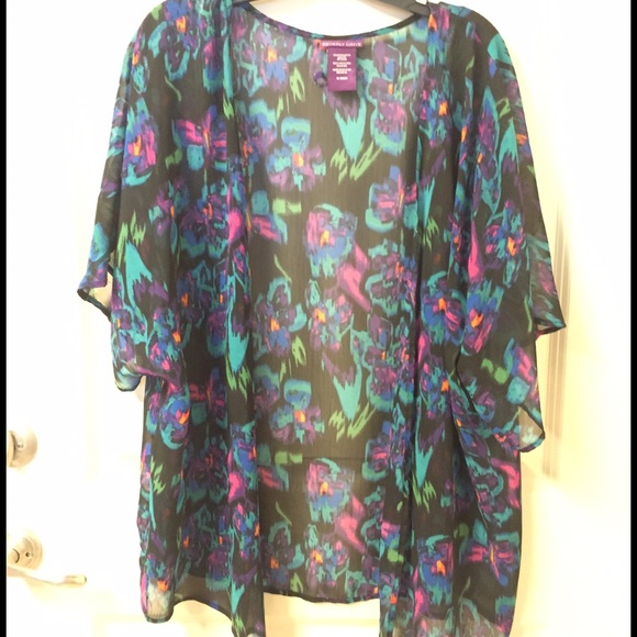 Beverly Drive Sheer wrap top