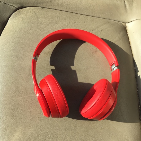 Beats by Dre (wireless) (new) - Picture 4 of 4