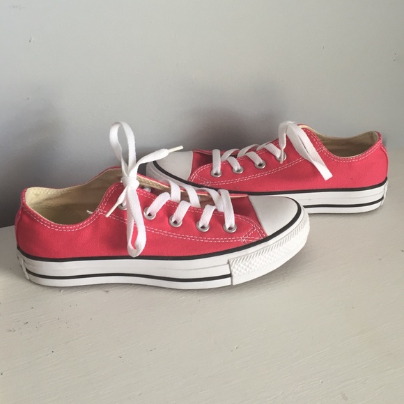 Converse Shoes - Pink converse