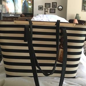 Aldo Tote