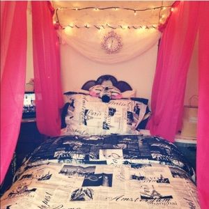 BBB Twin Reversible Duvet Cover