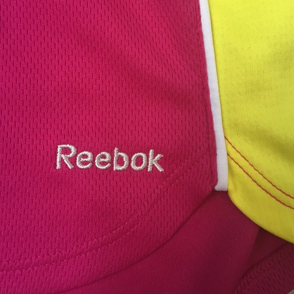 Medium Reebok athletic shorts - Picture 2 of 2