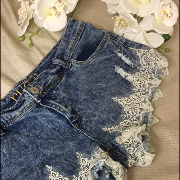 RUE 21 Acid Washed Laced Trimmed Denim Shorts
