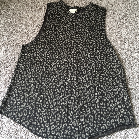 Obey Propaganda tank